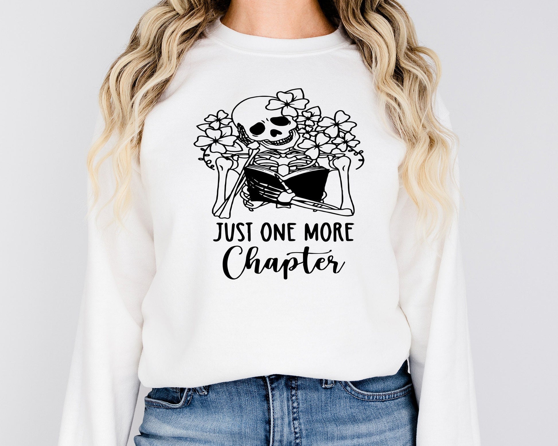 Just One More Chapter Svg Png, Book Lover Svg,Read More Books Svg, Bookworm Png, I Love Books Svg, Literary Love Png, Bibliophile Svg