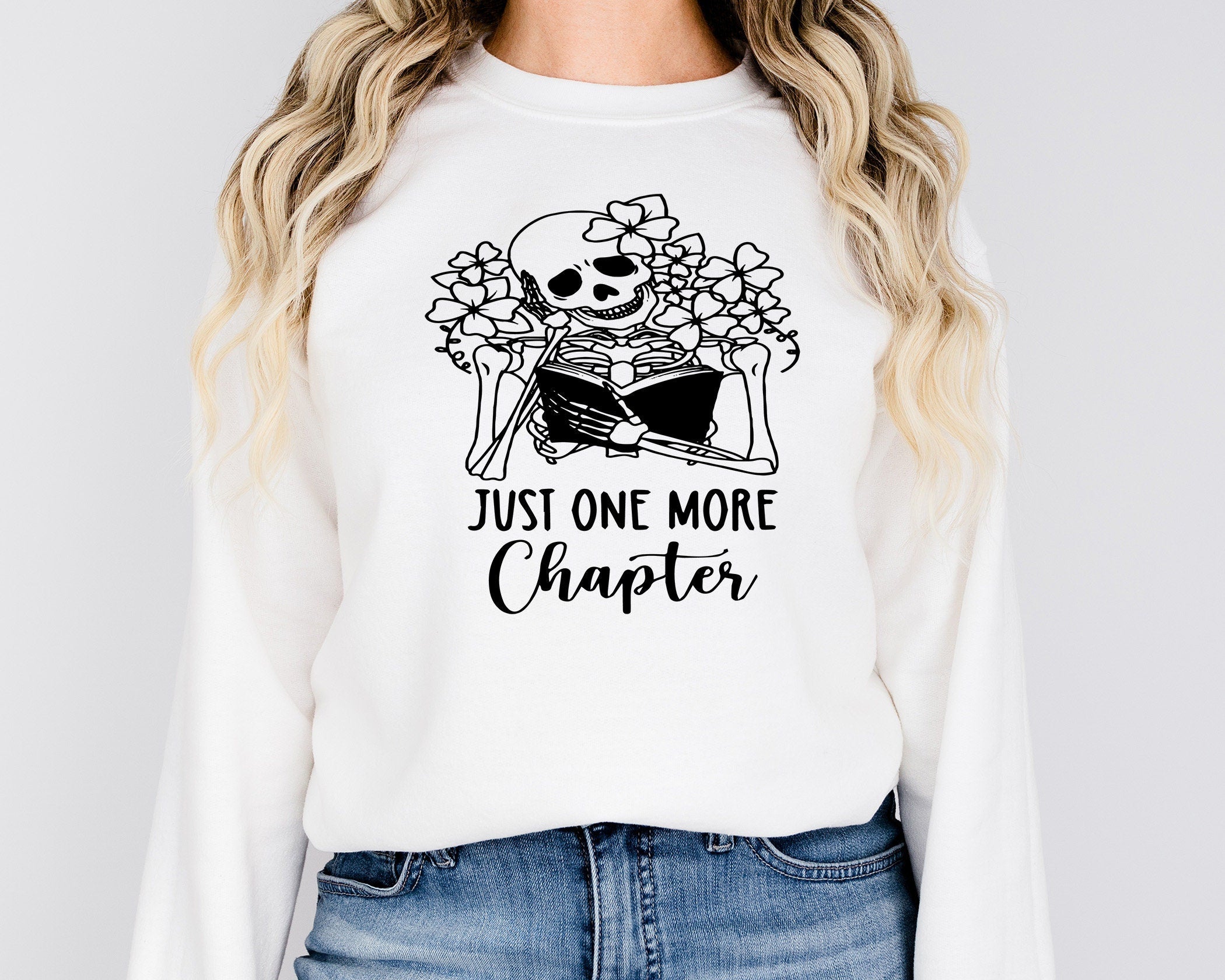 Just One More Chapter Svg Png, Book Lover Svg,Read More Books Svg, Bookworm Png, I Love Books Svg, Literary Love Png, Bibliophile Svg