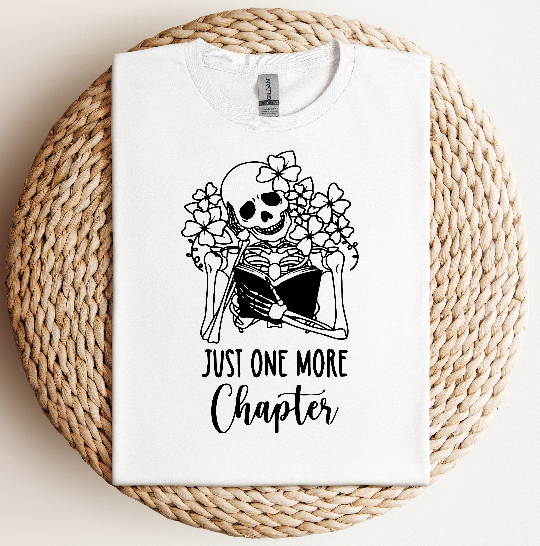 Just One More Chapter Svg Png, Book Lover Svg,Read More Books Svg, Bookworm Png, I Love Books Svg, Literary Love Png, Bibliophile Svg