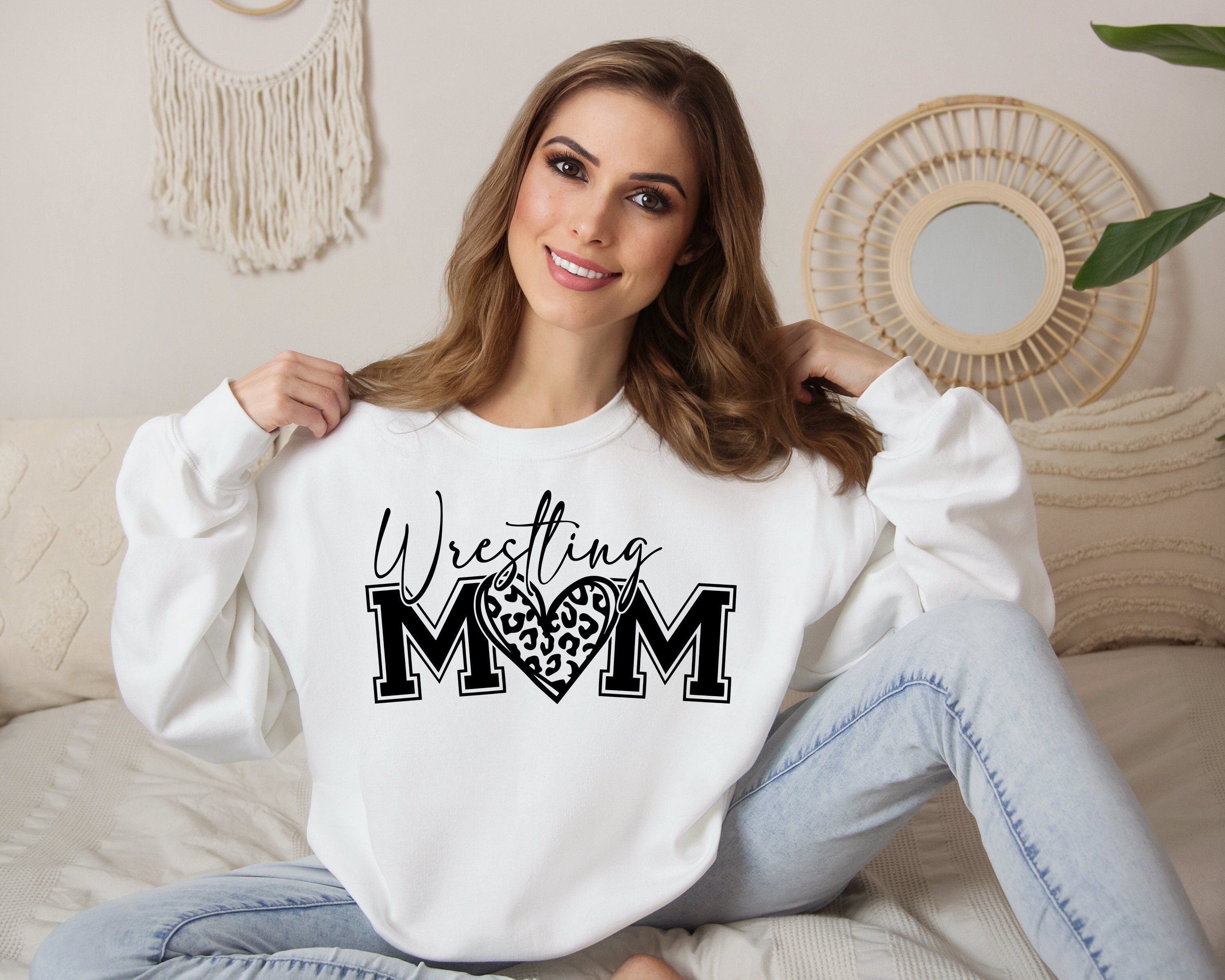 Wrestling Mom SVG png Wrestling Mom PNG svg Wrestling mom shirt Design png svg dfx eps jpeg Digital File Instant Download