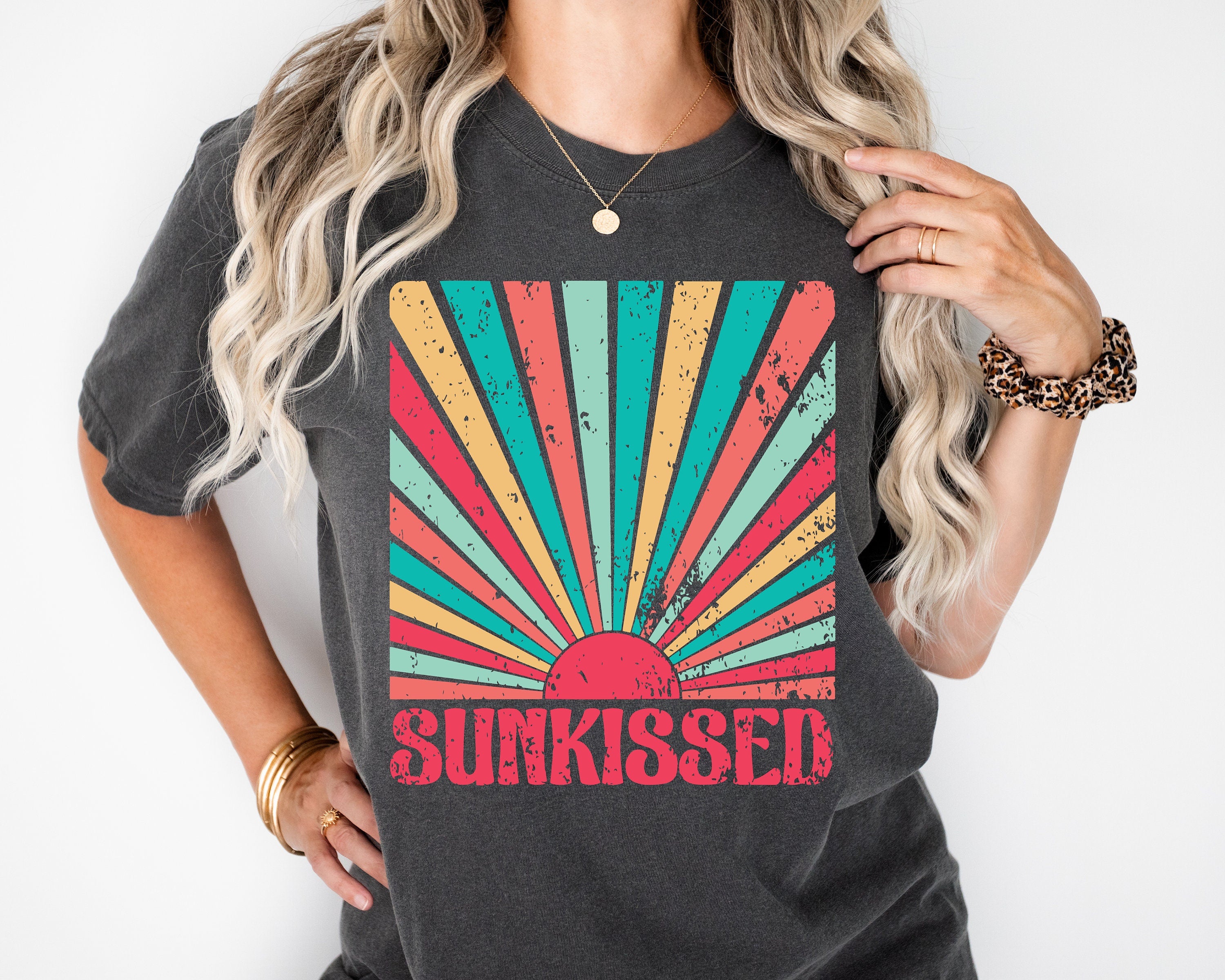 Sunkissed Svg Png, Vintage Retro Beach svg Summer Svg Png, Sunshine on My Mind Svg Png Sunshine State Of Mind Svg Trendy Svg Sublimation